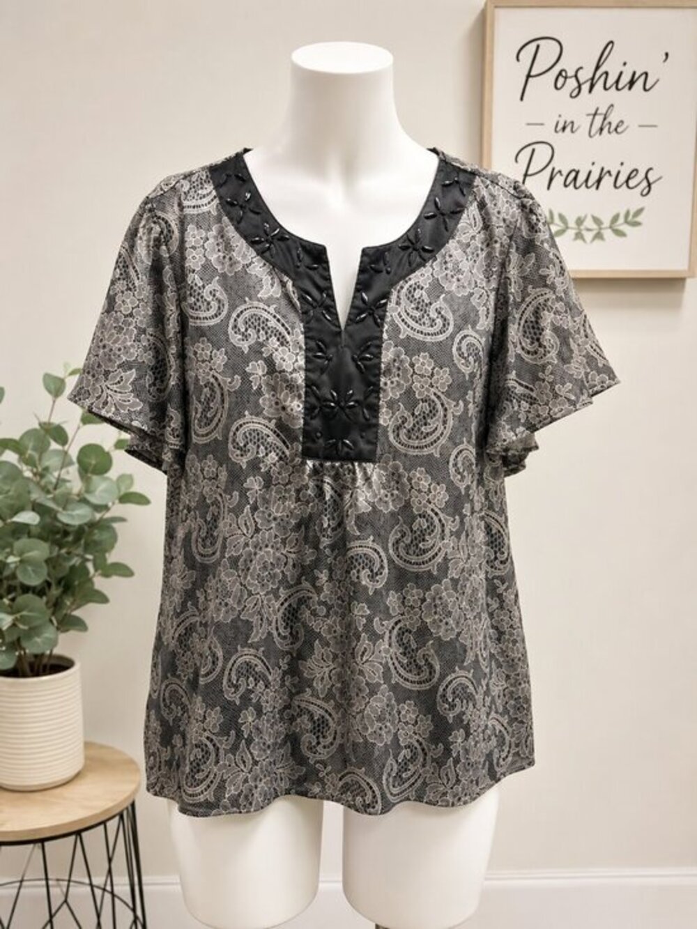 4 for $25 🖤 George Plus Lace Print Top Size 3X 🖤